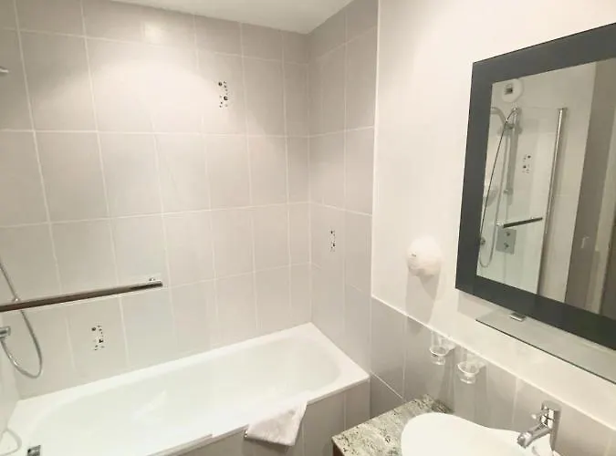 Au Bon Coin Du Hotel 3*